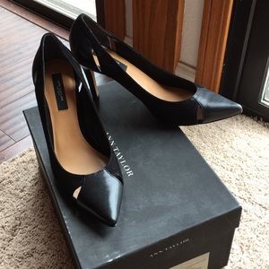 Ann Taylor suede and leather pumps